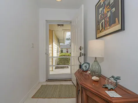 679 5th Avenue Vero Beach FL 32962