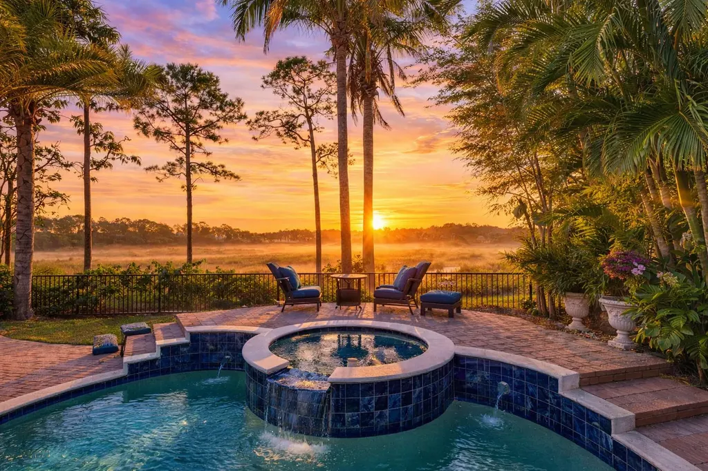 118 Via Quantera Palm Beach Gardens FL 33418