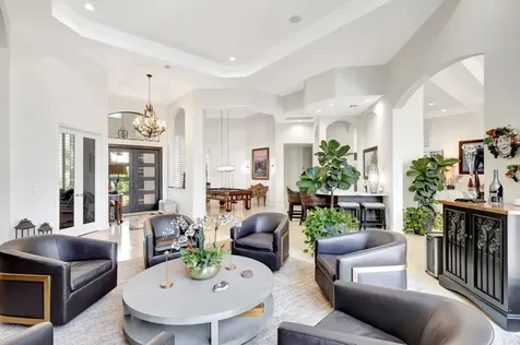 118 Via Quantera Palm Beach Gardens FL 33418
