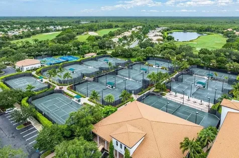118 Via Quantera Palm Beach Gardens FL 33418