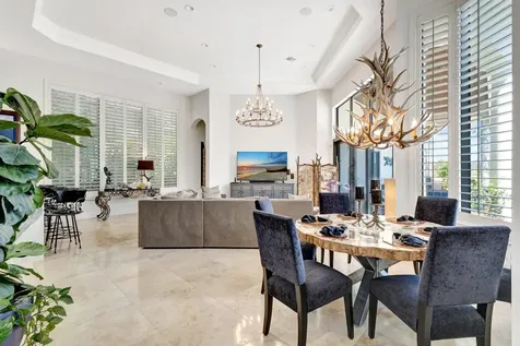 118 Via Quantera Palm Beach Gardens FL 33418