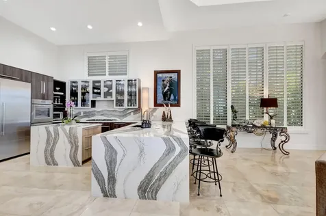 118 Via Quantera Palm Beach Gardens FL 33418