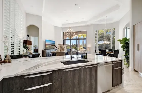 118 Via Quantera Palm Beach Gardens FL 33418
