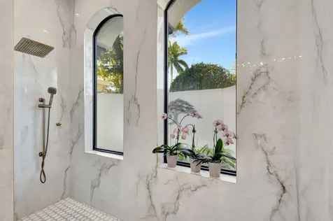 118 Via Quantera Palm Beach Gardens FL 33418