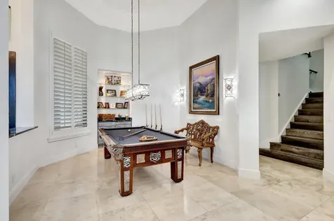 118 Via Quantera Palm Beach Gardens FL 33418
