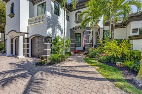 118 Via Quantera Palm Beach Gardens FL 33418