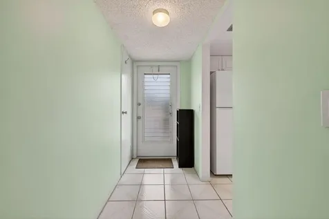 2950 Se Ocean Stuart FL 34996