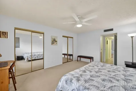 2950 Se Ocean Stuart FL 34996