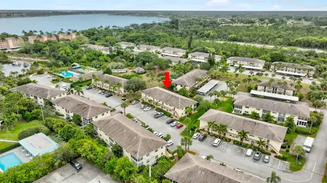 2950 Se Ocean Stuart FL 34996