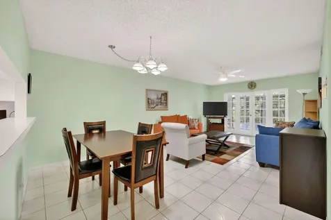 2950 Se Ocean Stuart FL 34996