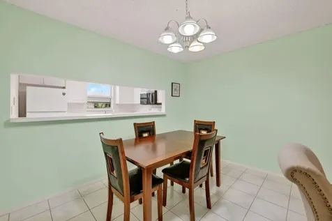 2950 Se Ocean Stuart FL 34996
