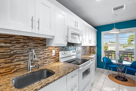 1540 Nw 18th Avenue Delray Beach FL 33445
