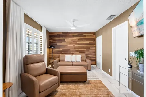 1540 Nw 18th Avenue Delray Beach FL 33445