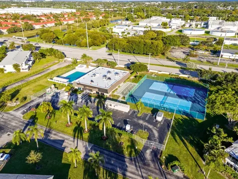 1540 Nw 18th Avenue Delray Beach FL 33445