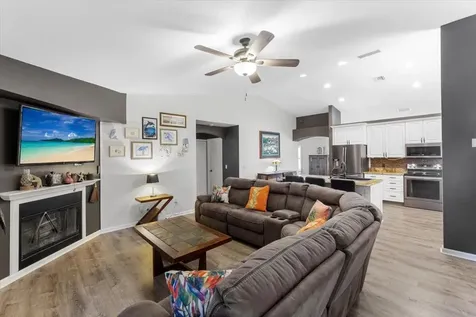 1844 Sw Renfro Street Port Saint Lucie FL 34953