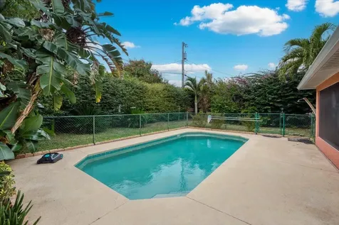 1844 Sw Renfro Street Port Saint Lucie FL 34953