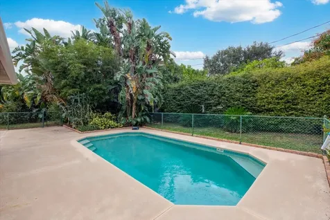 1844 Sw Renfro Street Port Saint Lucie FL 34953