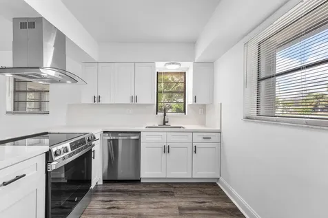 502 NE 48th Street Boca Raton FL 33431