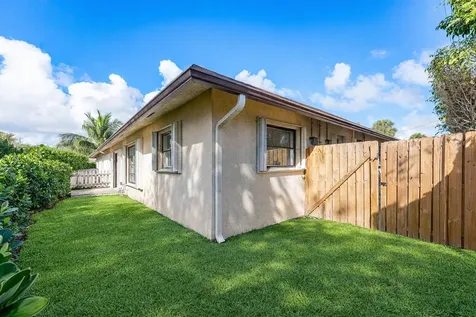 502 NE 48th Street Boca Raton FL 33431