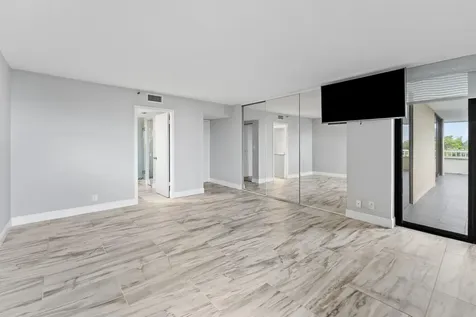5280 N Ocean Drive Singer Island FL 33404