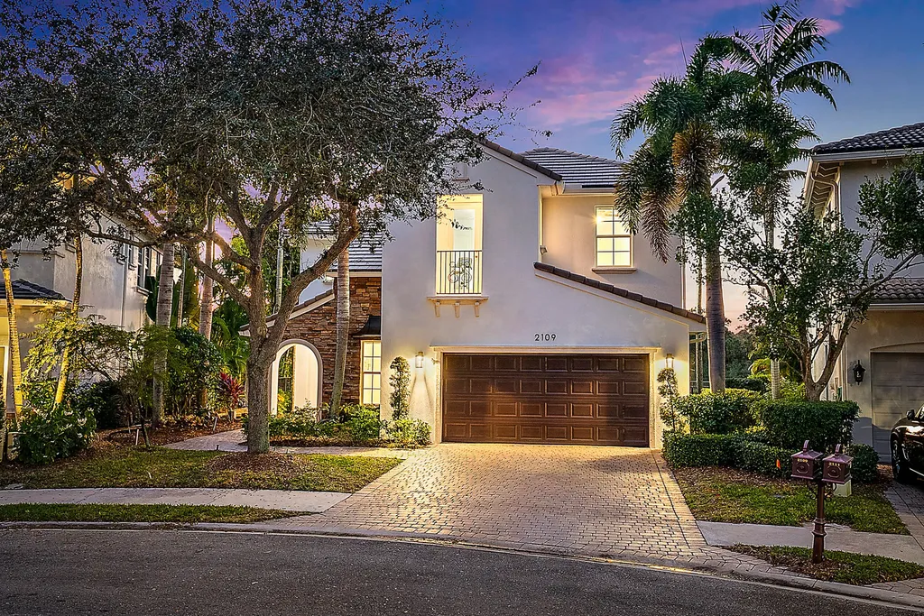 2109 Spring Court Palm Beach Gardens FL 33410