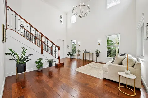 2109 Spring Court Palm Beach Gardens FL 33410