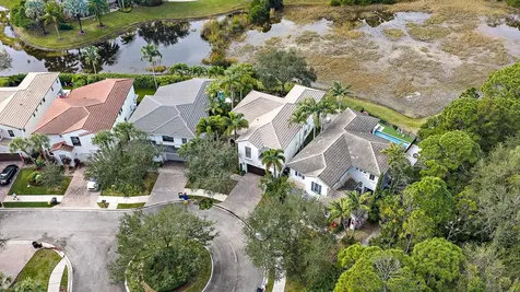 2109 Spring Court Palm Beach Gardens FL 33410