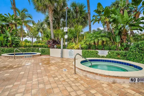 2109 Spring Court Palm Beach Gardens FL 33410