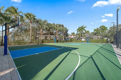 2109 Spring Court Palm Beach Gardens FL 33410