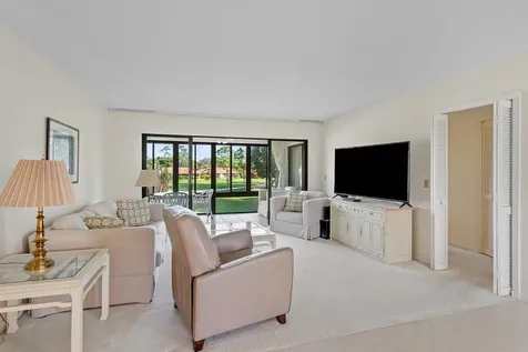 4665 Kittiwake Court Boynton Beach FL 33436