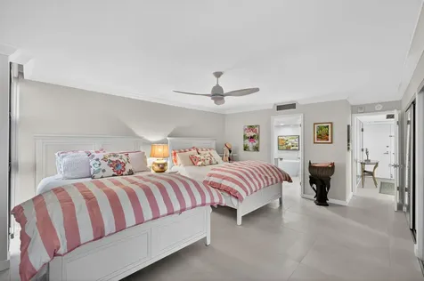 5540 N Ocean Drive Singer Island FL 33404
