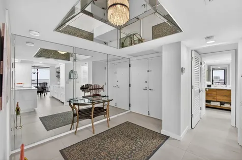5540 N Ocean Drive Singer Island FL 33404