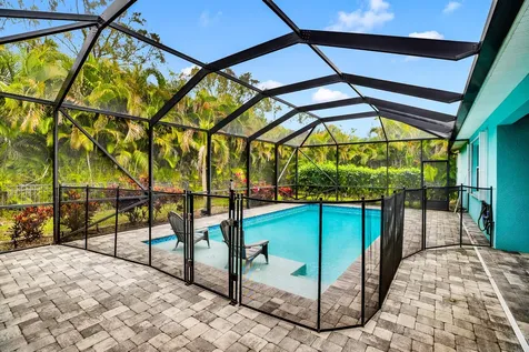 6213 Arcadia Square Vero Beach FL 32966