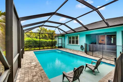 6213 Arcadia Square Vero Beach FL 32966