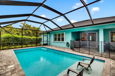 6213 Arcadia Square Vero Beach FL 32966