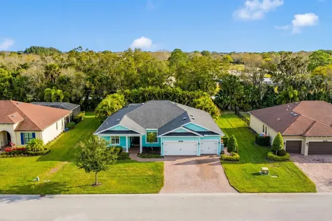 6213 Arcadia Square Vero Beach FL 32966