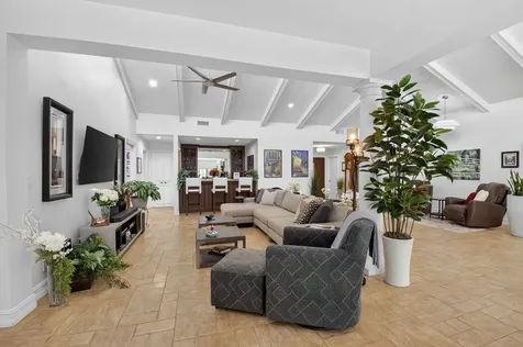 4911 Pineview Circle Delray Beach FL 33445