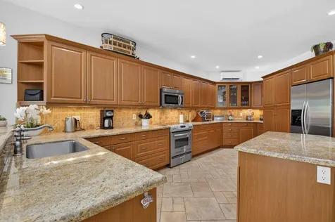 4911 Pineview Circle Delray Beach FL 33445