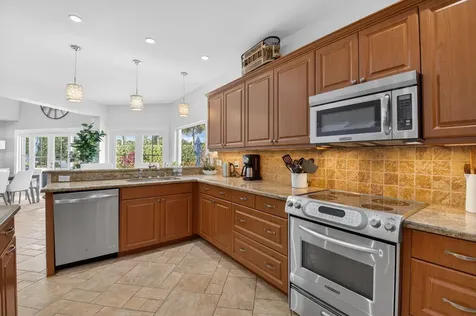 4911 Pineview Circle Delray Beach FL 33445