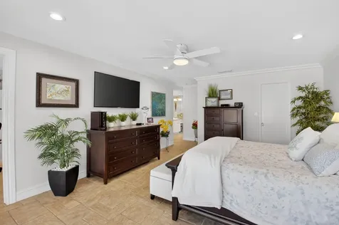 4911 Pineview Circle Delray Beach FL 33445