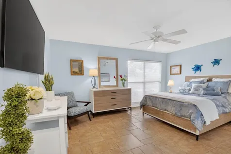4911 Pineview Circle Delray Beach FL 33445