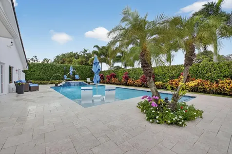 4911 Pineview Circle Delray Beach FL 33445