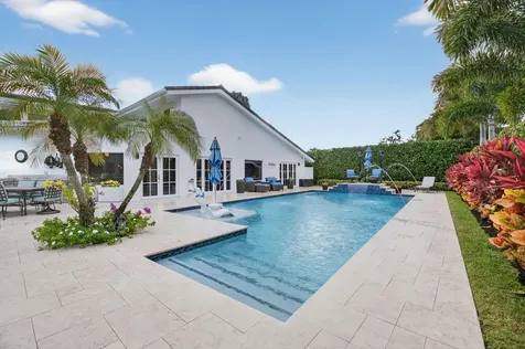 4911 Pineview Circle Delray Beach FL 33445