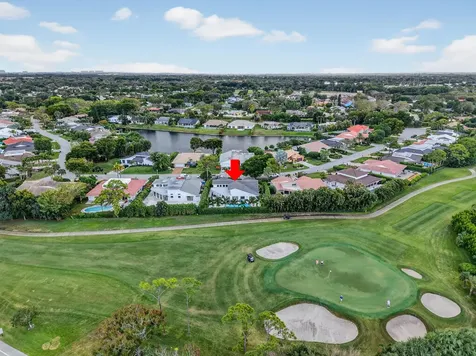 4911 Pineview Circle Delray Beach FL 33445