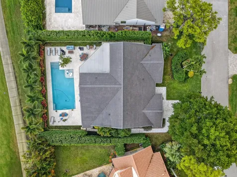 4911 Pineview Circle Delray Beach FL 33445