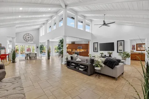 4911 Pineview Circle Delray Beach FL 33445