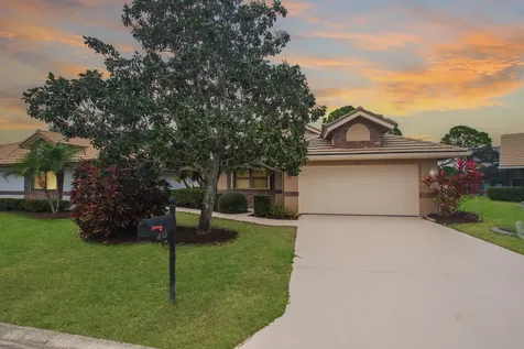 413 Sw Jefferson Circle Port Saint Lucie FL 34986