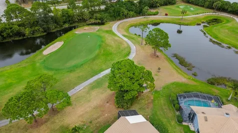 413 Sw Jefferson Circle Port Saint Lucie FL 34986