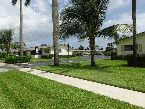 2864 Crosley Drive West Palm Beach FL 33415
