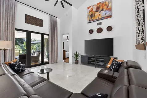 10236 La Reina Road Delray Beach FL 33446